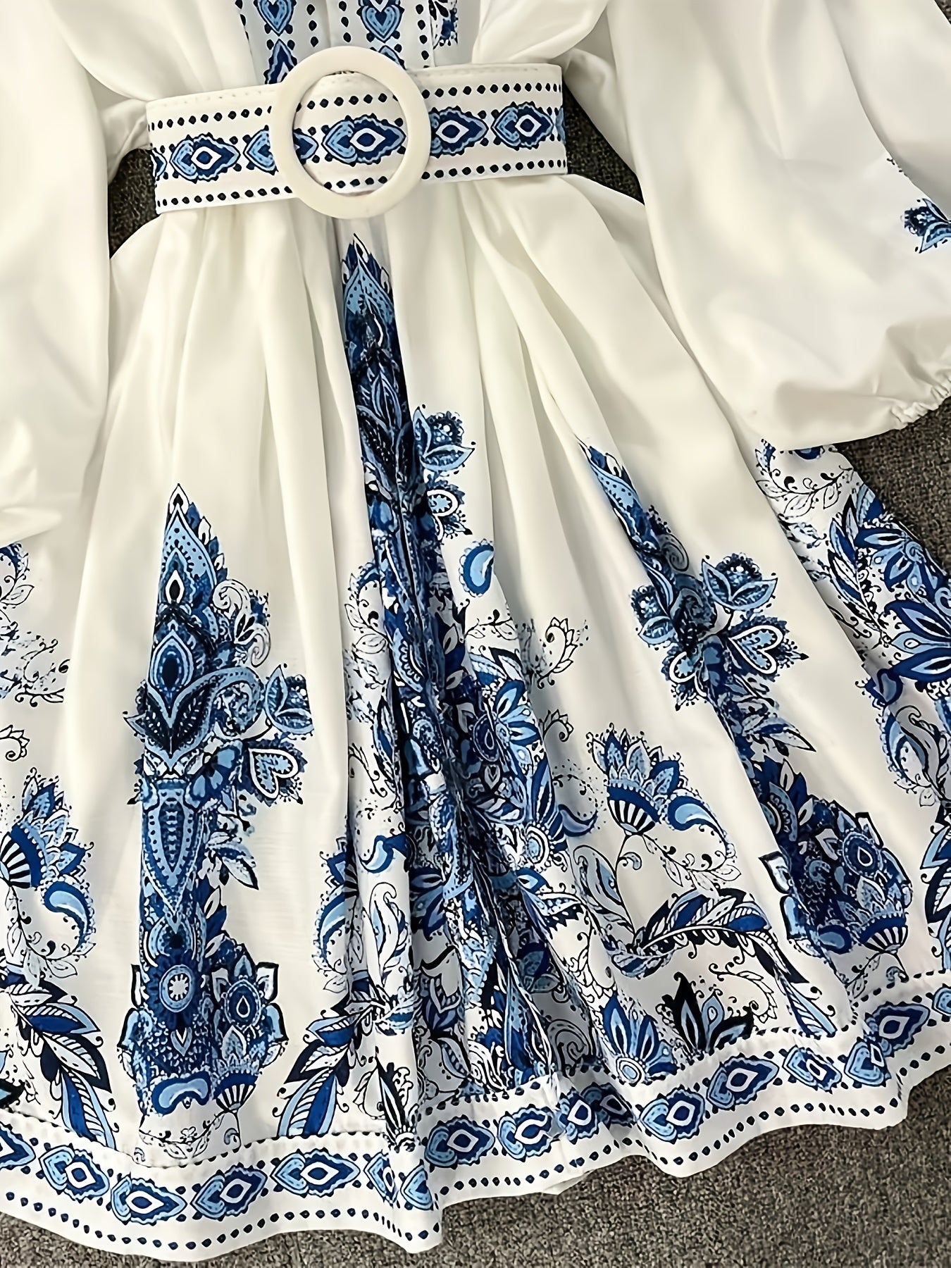 Vintage saroydan ilhomlangan gullar printi, lantern yenglari, A-line silueti, uzun uzunlikdagi V-yuqori ko'ylak - Bahor/Kuz ayollarning modasi, tadbir kiyimi uchun mukammal. | Elastik bo'lmagan mato, Qiziqarli