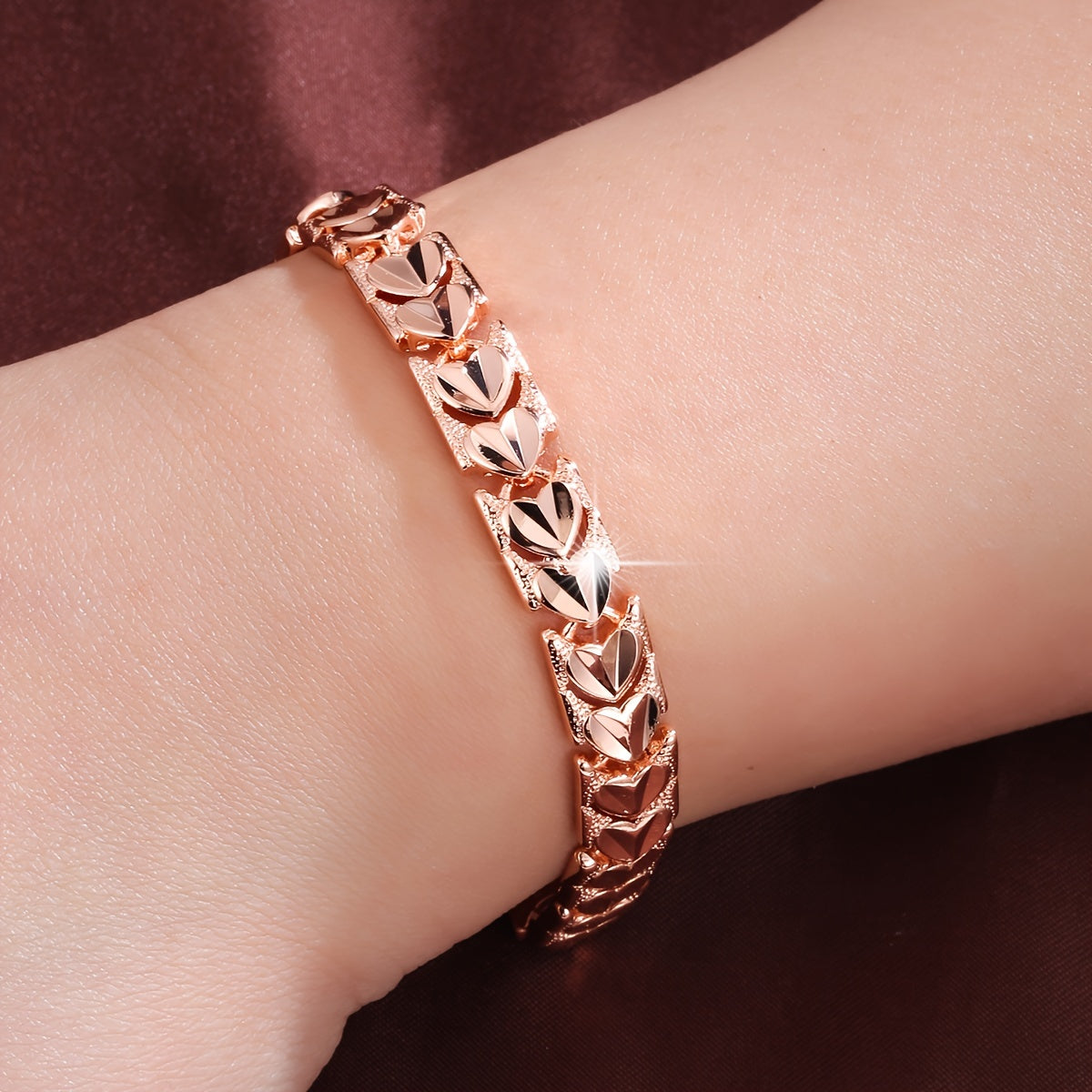 Girls Heart Bracelet with Middle Eastern-Inspired Design and Tempered Style
