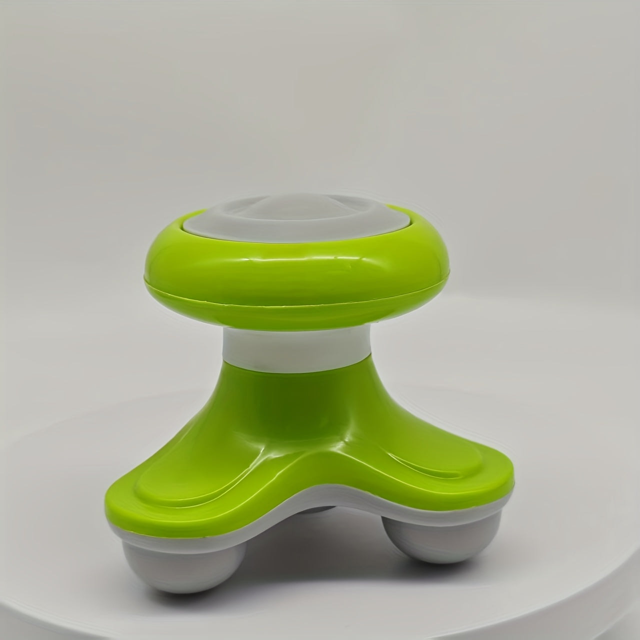 Sayohat uchun mo'ljallangan portativ mini 3D uchburchak massaj qiluvchi, orqa, oyoq va yelkalarga yordam berish uchun, barcha tana qismlari va konturlariga mos keladi.