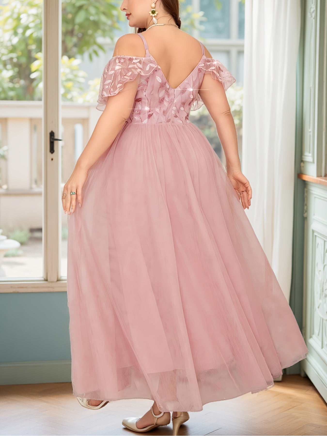 Plus Size Women's Elegant Sequin Tulle Evening Dress for Party and Banquet