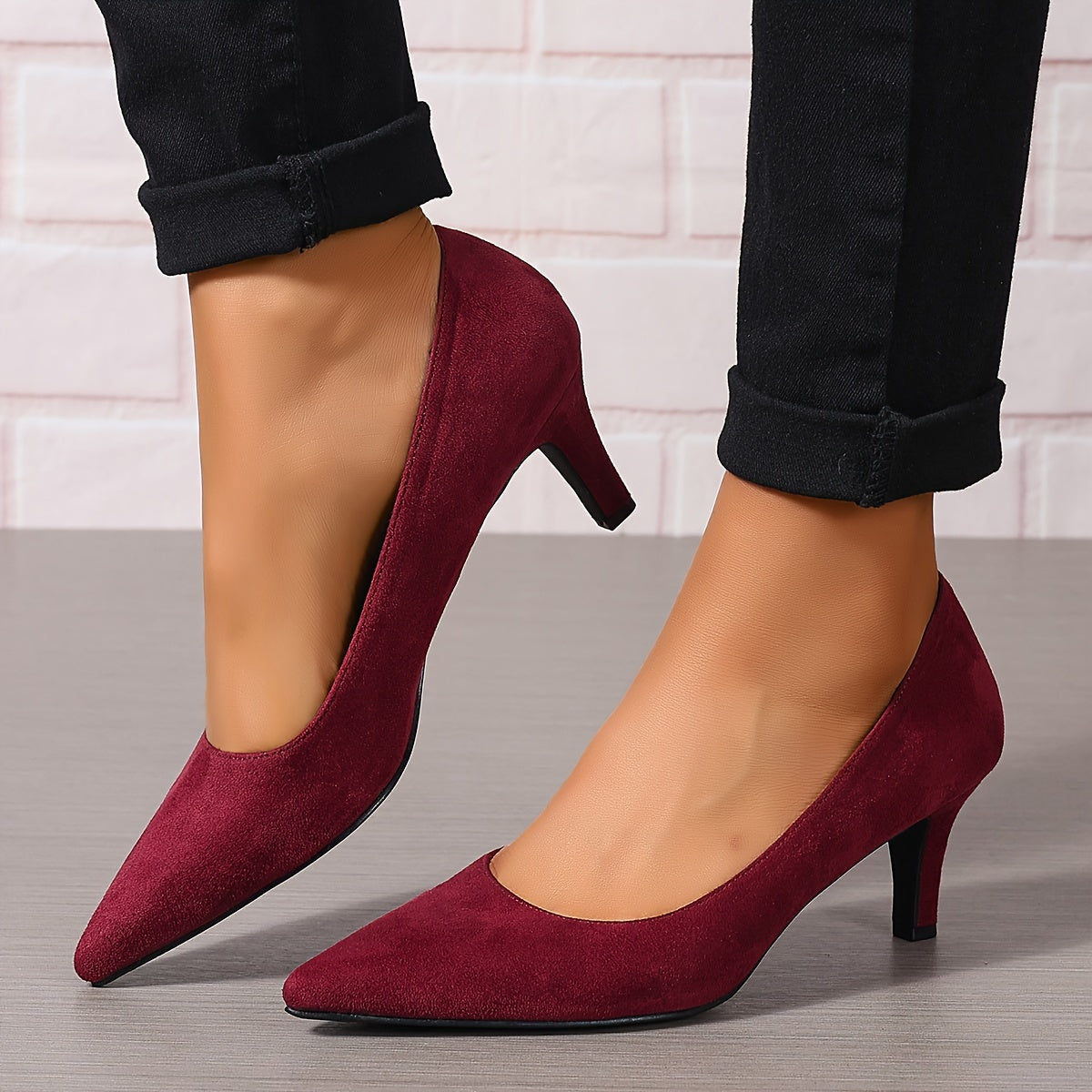 Women's Solid Color Pointed Toe Slip-On Court Pumps for Office and Formal Wear