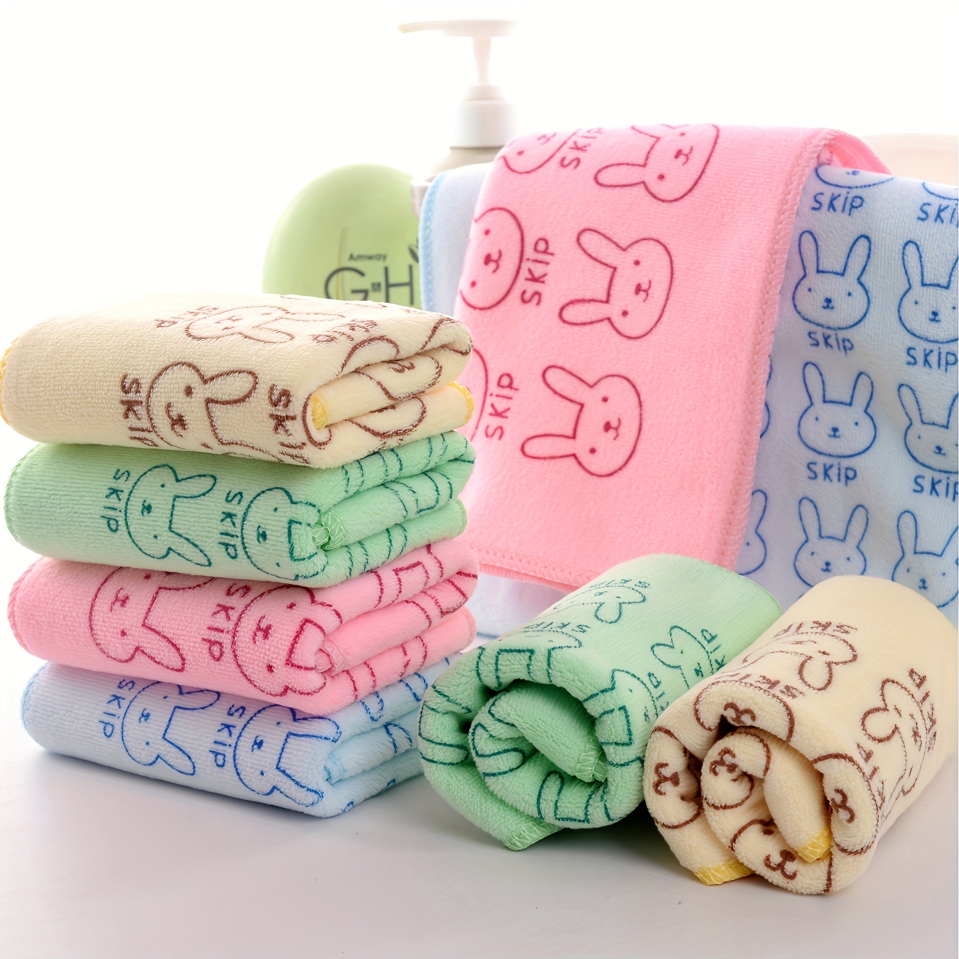 Set of 5 Cartoon Colorful Pet Bath Towels for Cats and Dogs Soft Absorbent