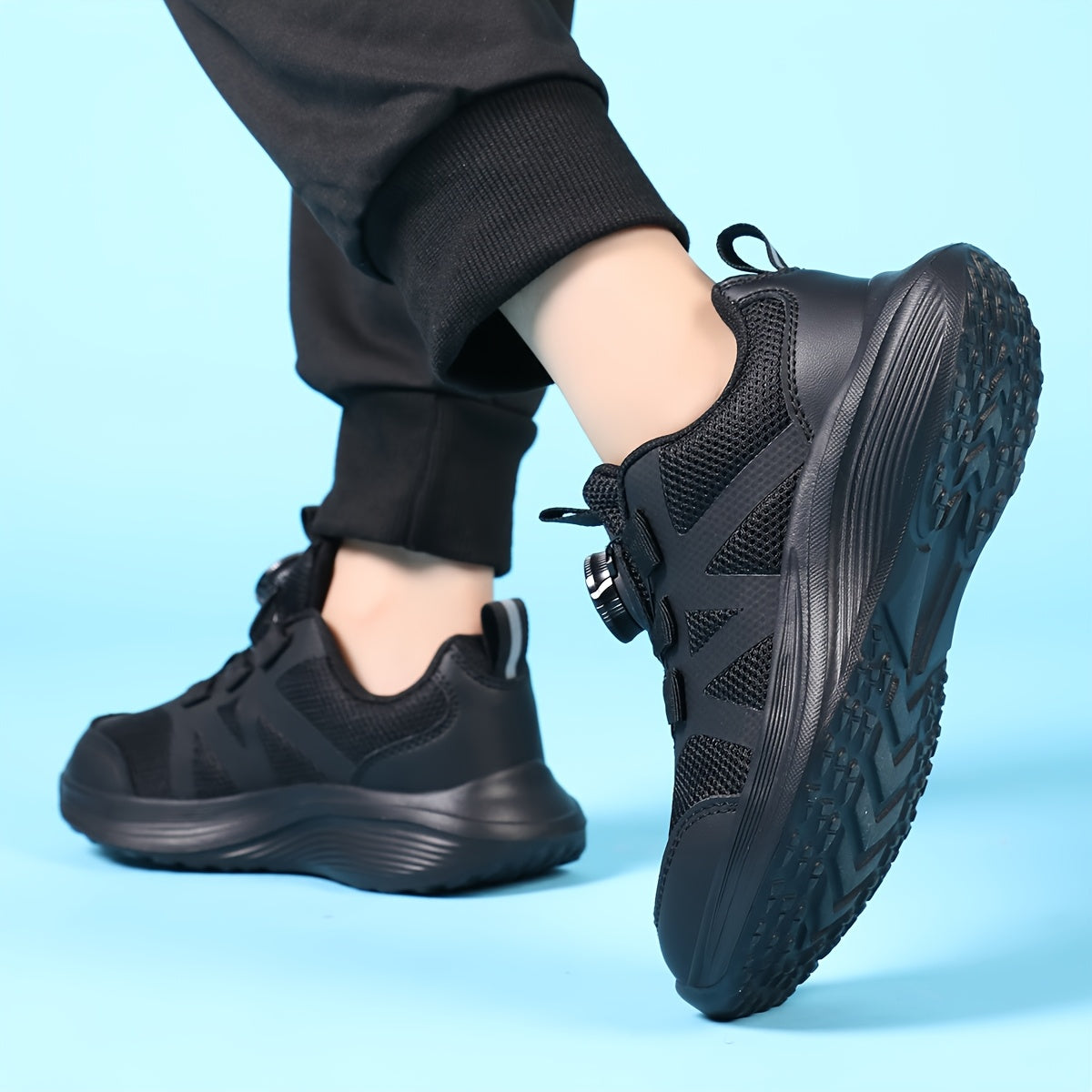 Kids' Breathable Mesh Running Shoes with Rotating Buckle Black All-Season Sneakers for Boys and Girls