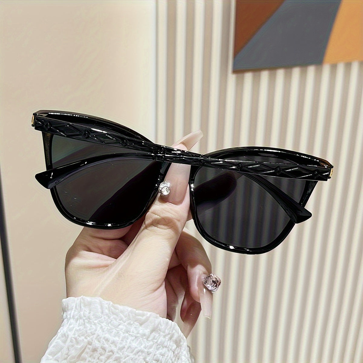 Three Pairs Retro Cat Eye Glasses with Rice Nail Design for Driving and Street Fashion