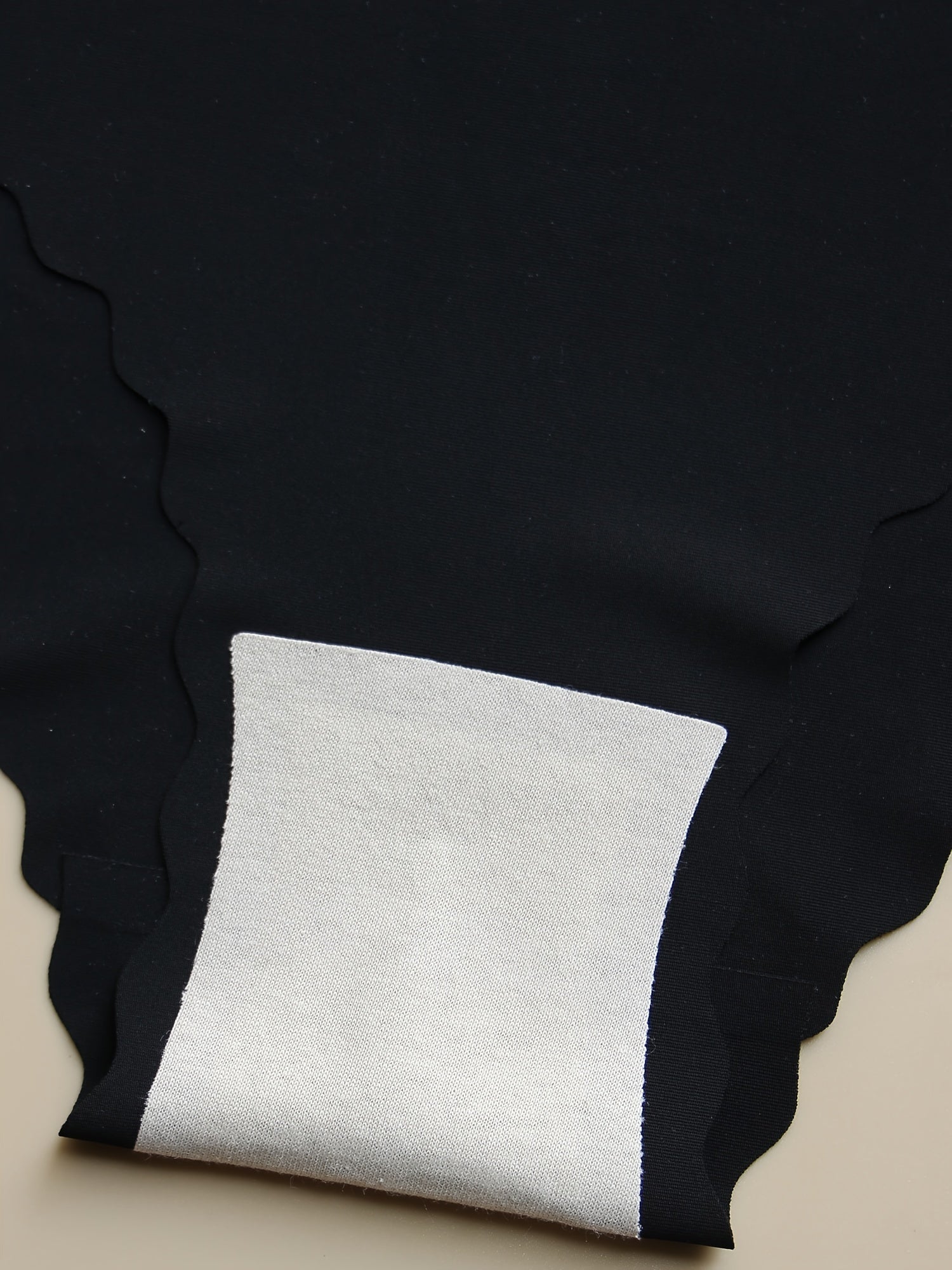 7-to'plam ayollar uchun tikilmasdan, nafas oladigan paxta ichki kiyimlari