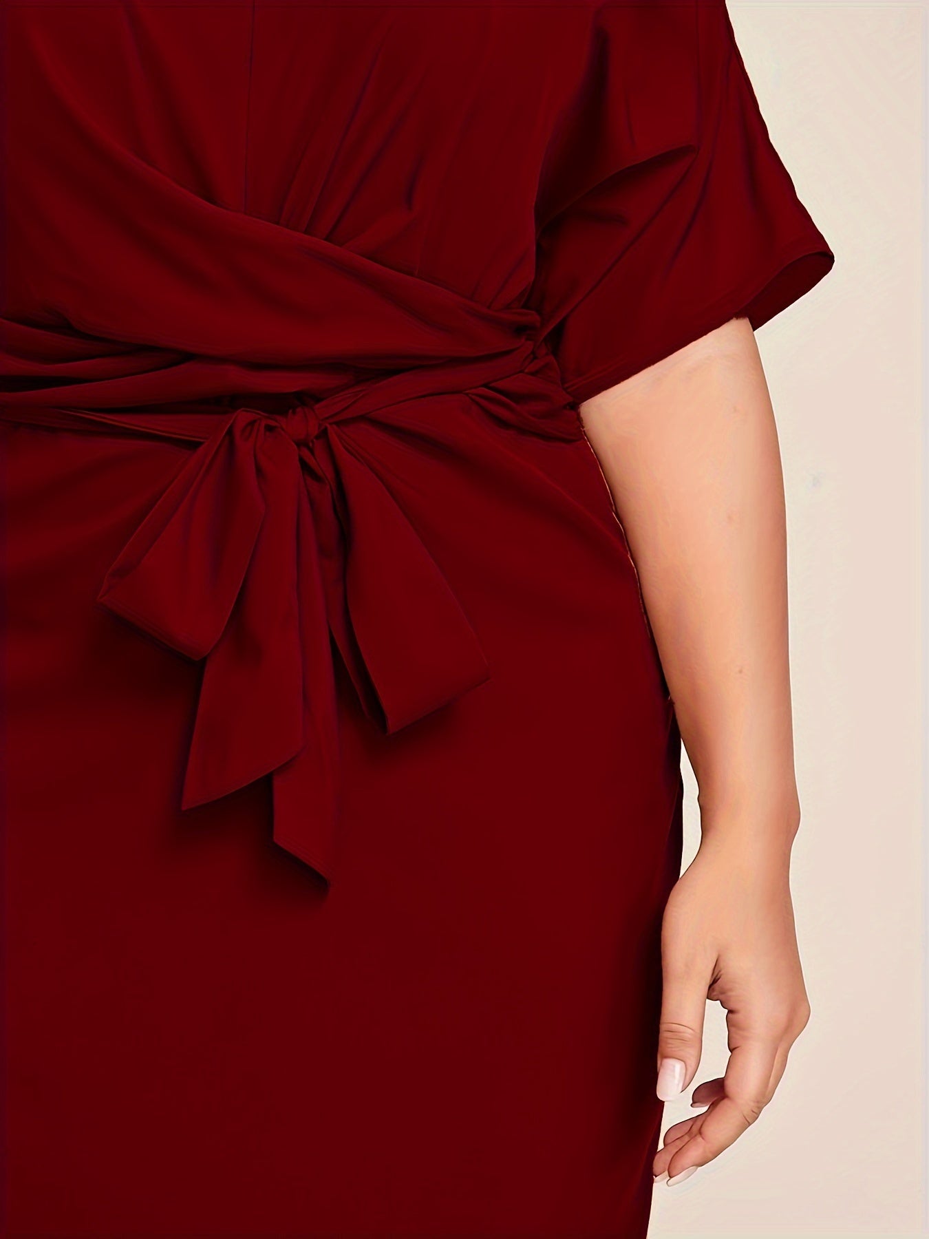 Bahor va kuz uchun bog'ichli yarmig'ir uzunlikdagi elegant ko'ylak, ayollar kiyimlari.