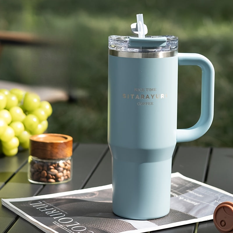 900ml Izolyatsiyalangan zanglamaydigan po'latdan yasalgan tumbler, quvurlik bilan, choyshab bilan, tashqi sayohat, sport uchun qayta ishlatiladigan va suv o'tkazmaydigan