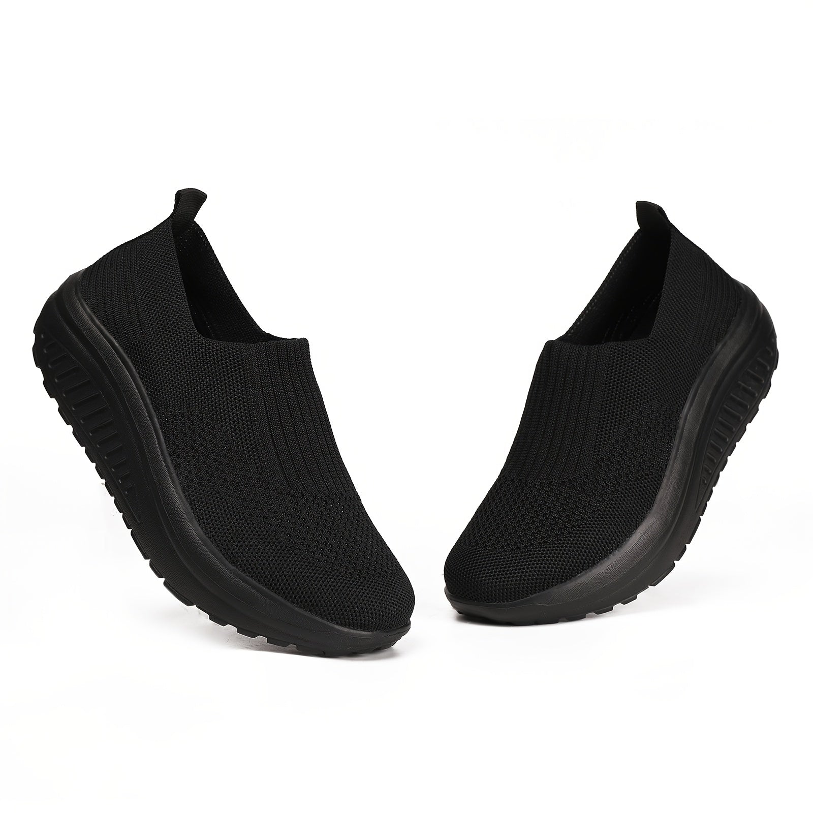 Ayollar uchun tarmoqli slip-on sportkasi yengil, kundalik yozgi poyabzal bej