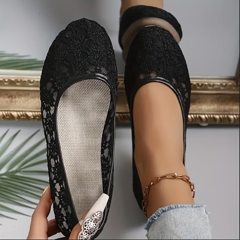 Women Elderly Mesh Slip-On Shoes Breathable Floral Pattern All-Season