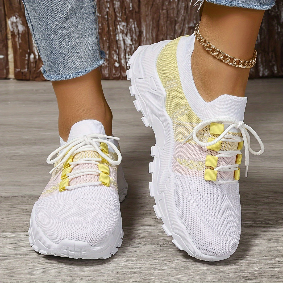 Ayollar uchun nafas oladigan knit platform sport poyafzallari, kundalik lenta bilan bog‘lanadigan tashqi poyafzallar