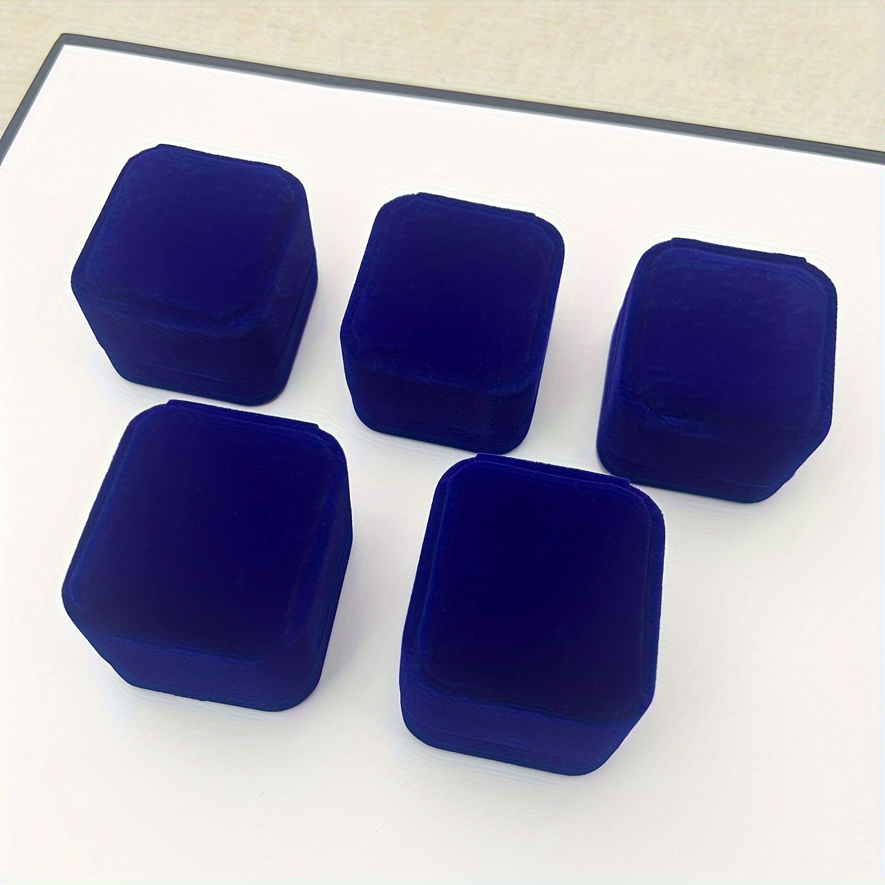 Набор из 5 бархатных шкатулок для украшений с застежкой-кнопкой для колец и подарков