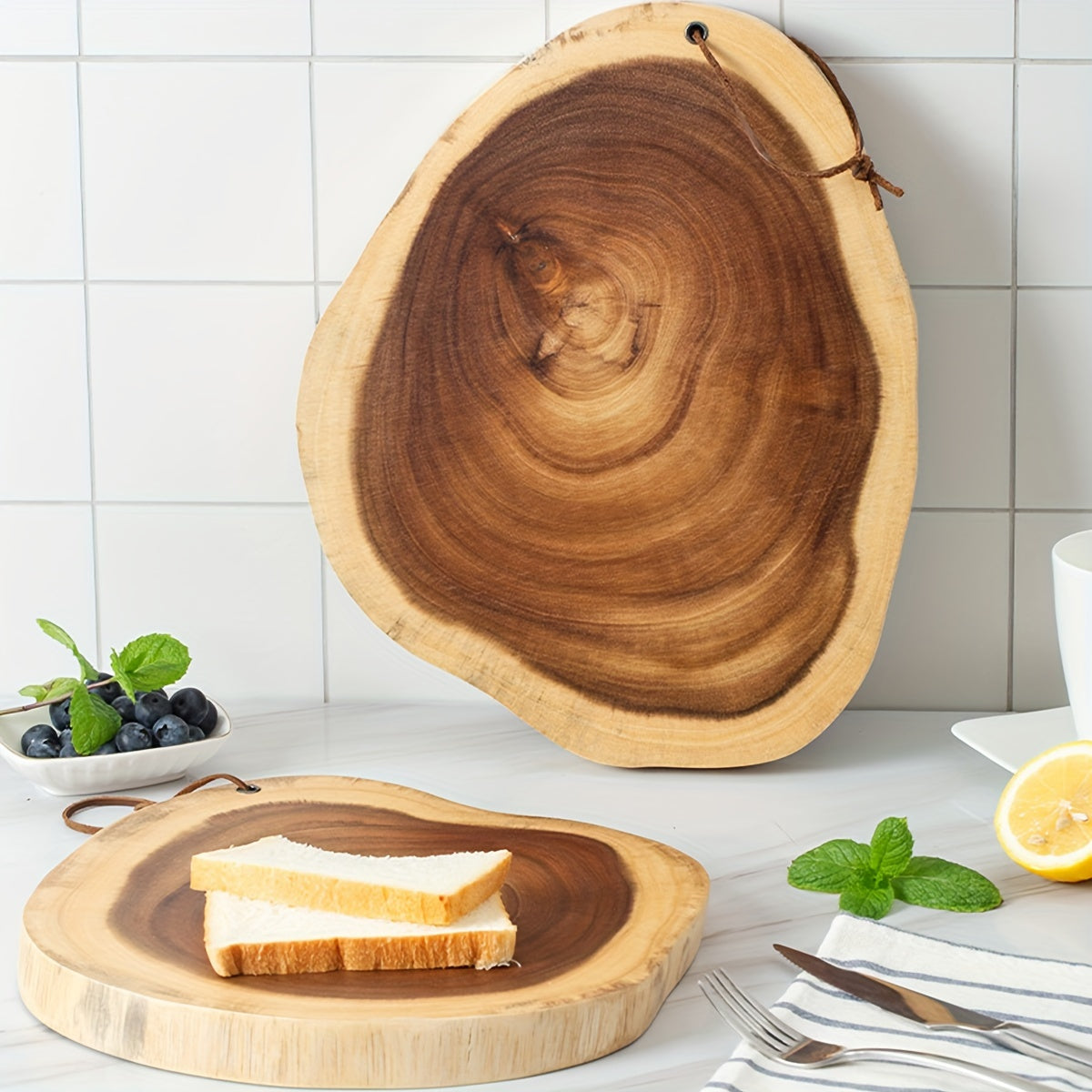 Tabla de cortar de madera de acacia con borde natural, bandeja de servicio para queso y charcutería