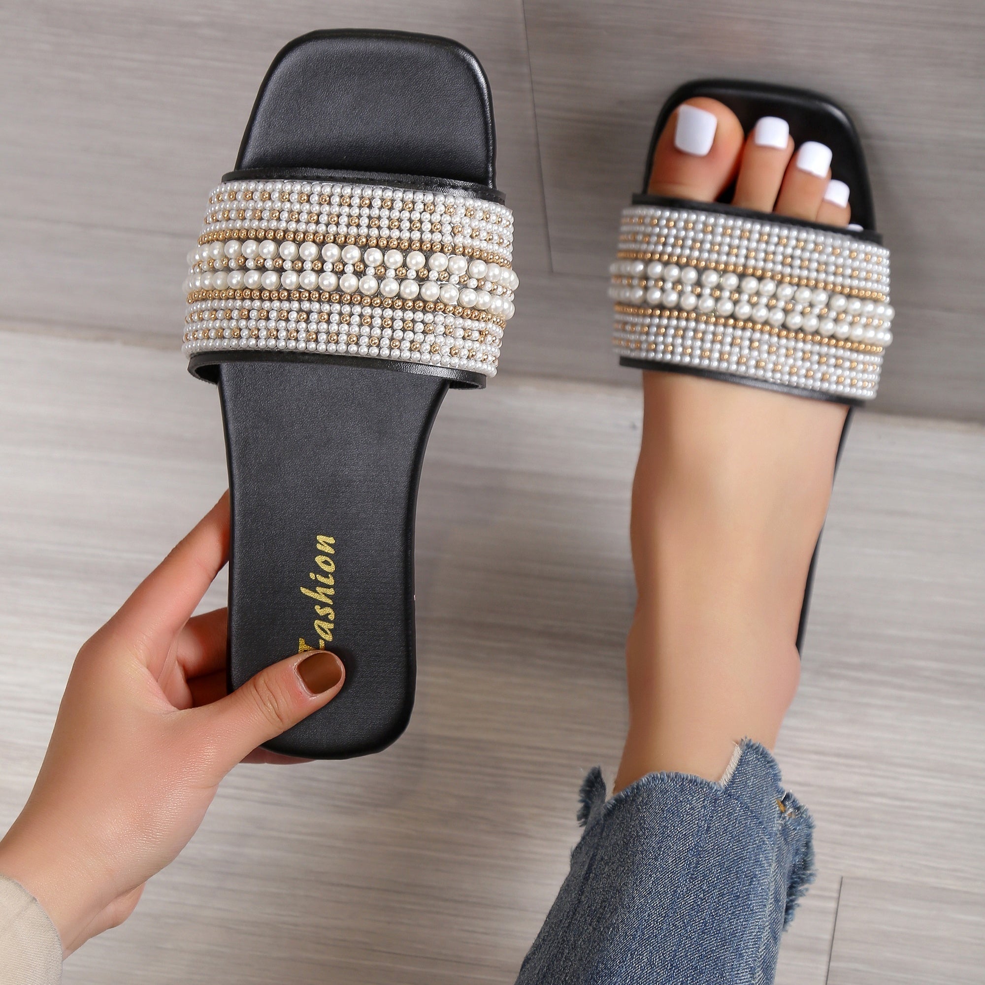 Women’s Pearl-Embellished Slide Sandals Faux Leather Flat Summer Footwear