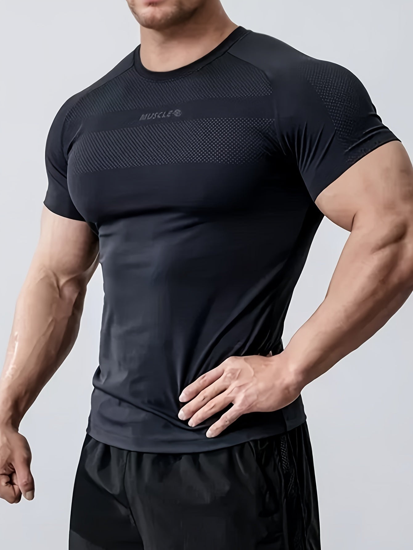 Camiseta de manga corta de poliéster de corte ajustado para hombre, cuello redondo, ideal para actividades al aire libre en verano