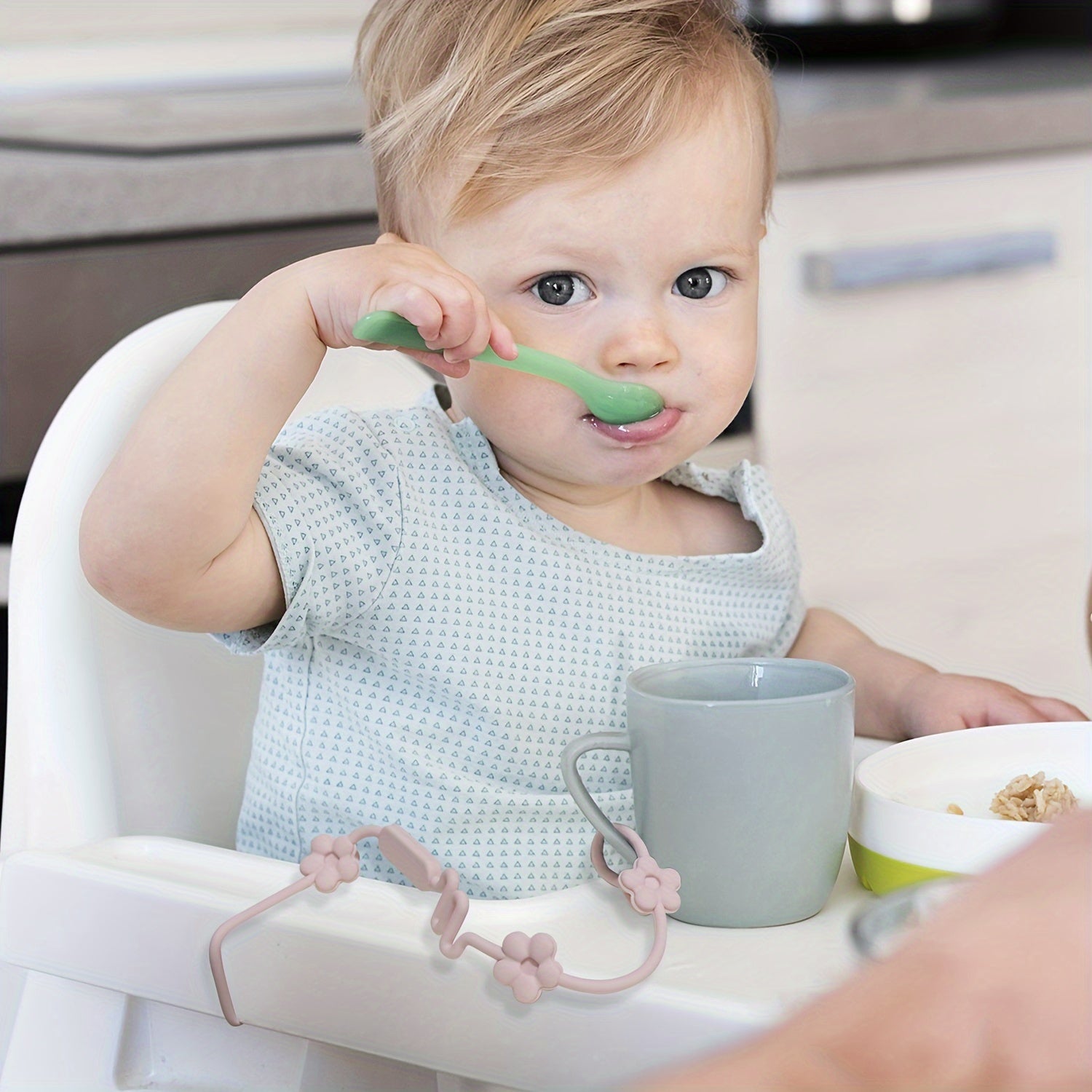 Baby Pacifier Clip Silicone Flower Design Adjustable for 0-3 Years