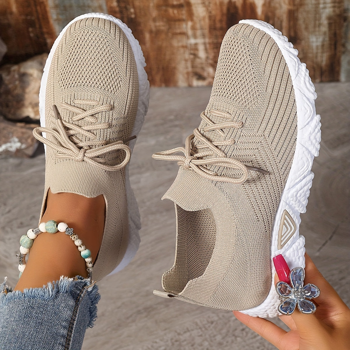 Women's Mesh Lace-Up Casual Sneakers Breathable Lightweight Running Shoes