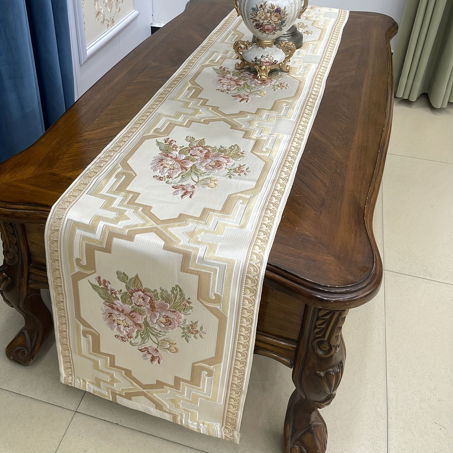 Camino de mesa de poliéster Jacquard europeo para comedor y armarios de televisión, moderno y minimalista
