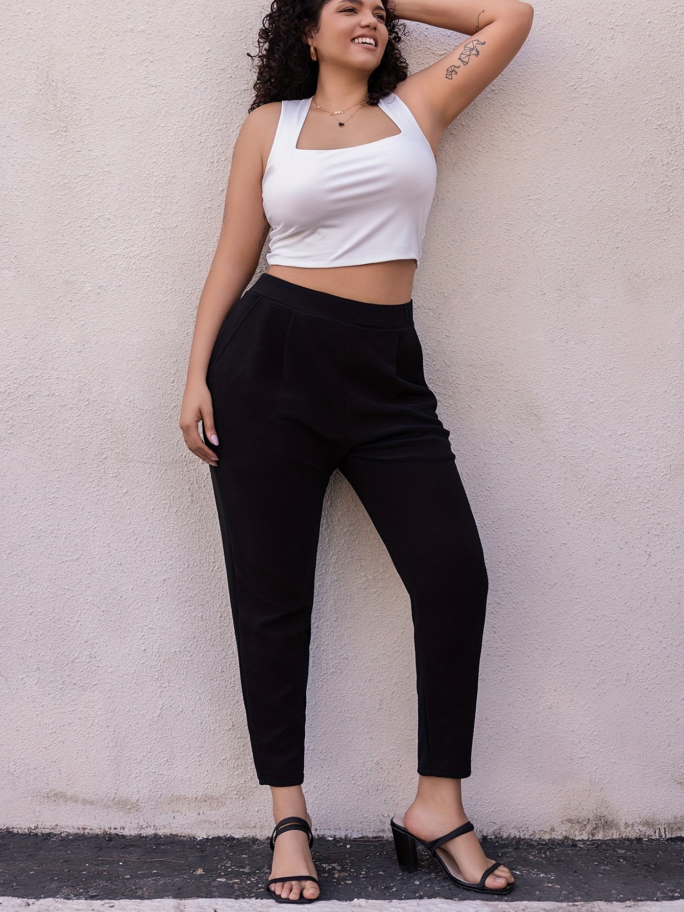 Plus Size Cotton Pleated Tapered High Waist Pants for Women