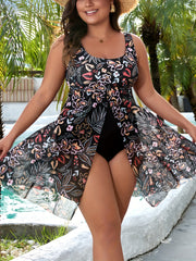 Klassik va nafis dizayndagi plyaj ta'tili uchun shik plus o'lchamdagi bir qismli suzish kiyimi.