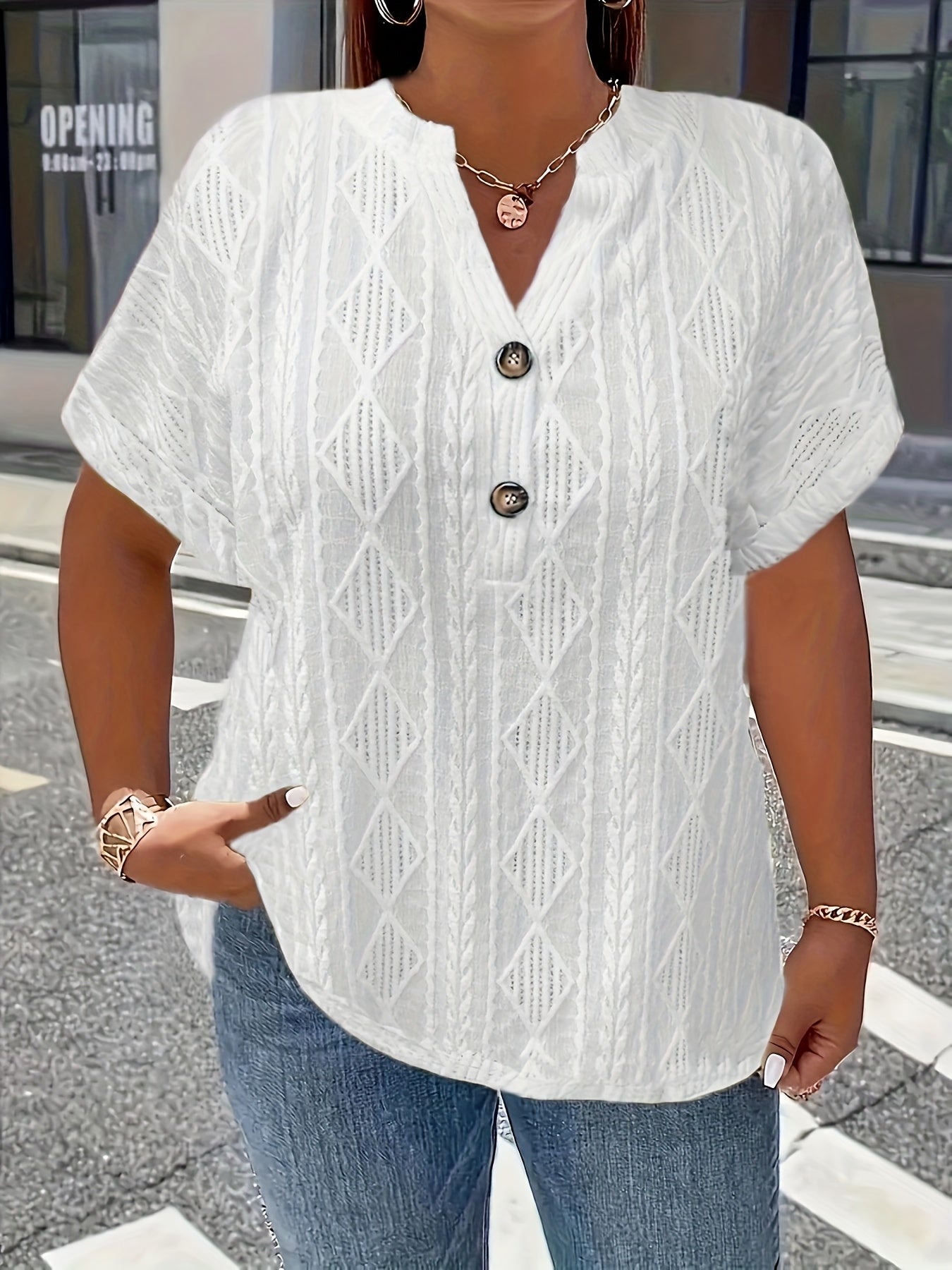 Plus Size Women's Light Green Jacquard V-Neck Short Sleeve Blouse