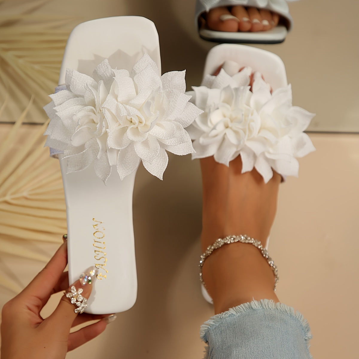 Women's Flat Sandals Open-Toe Floral Breathable Summer Beach Shoes