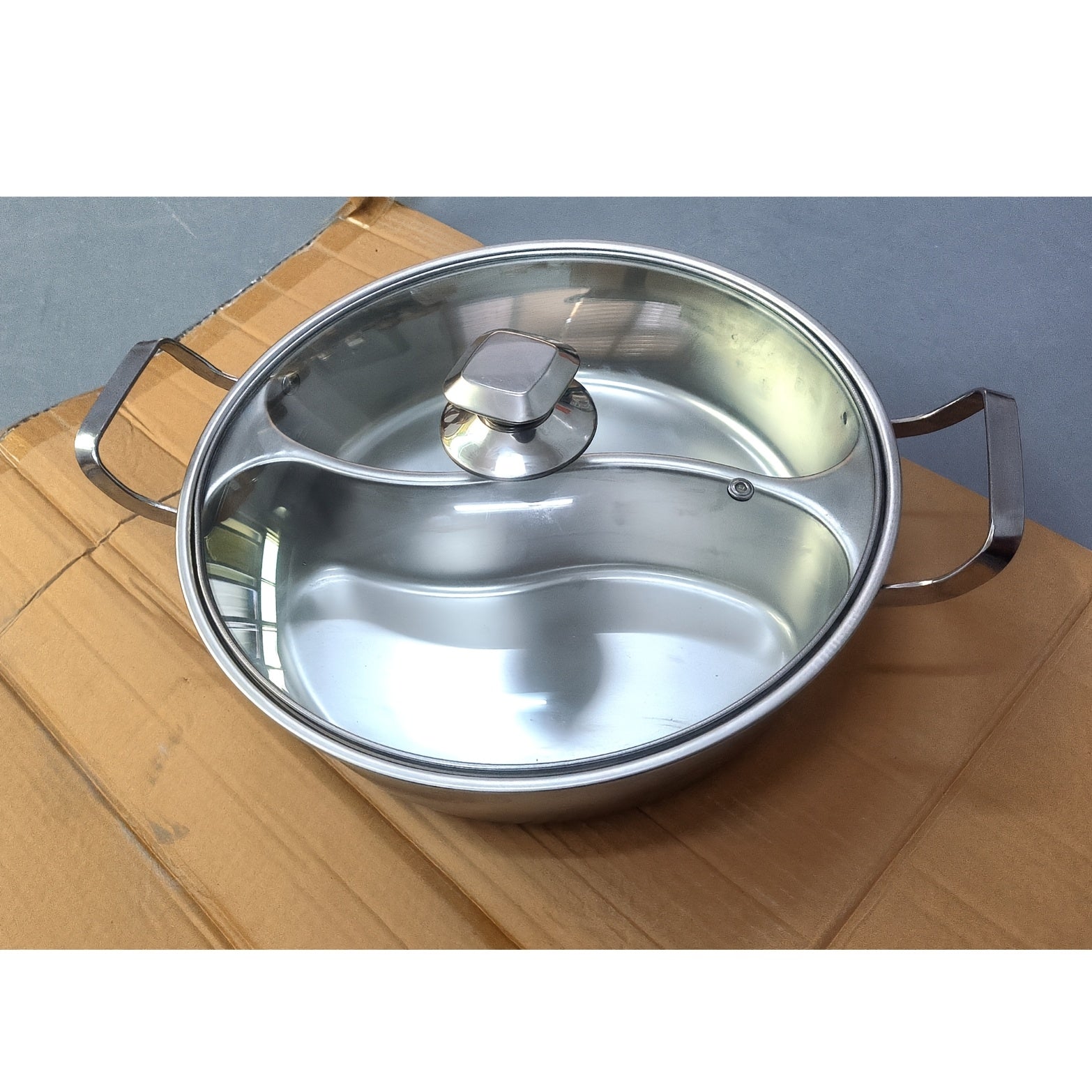 Stainless Steel Dual Compartment Hot Pot Induction Compatible Dishwasher Safe