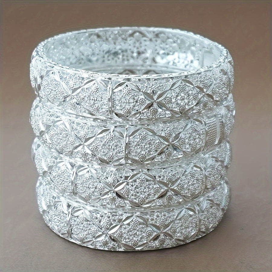 An'anaviy afrikalik zargarlik to'y yoki partiya uchun, hind, Dubay va Efiopiya uslublarini o'z ichiga olgan, O'rta Sharq uslubiga ega bo'lgan ayollar uchun mo'ljallangan.