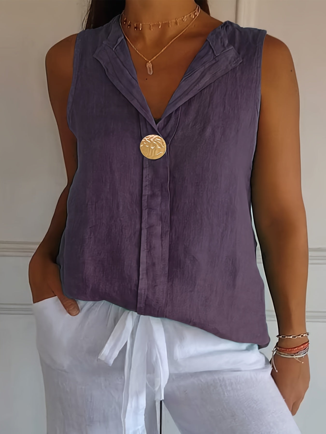 Plus Size Women's Sleeveless V-Neck Blouse Solid Green Casual Loose Fit