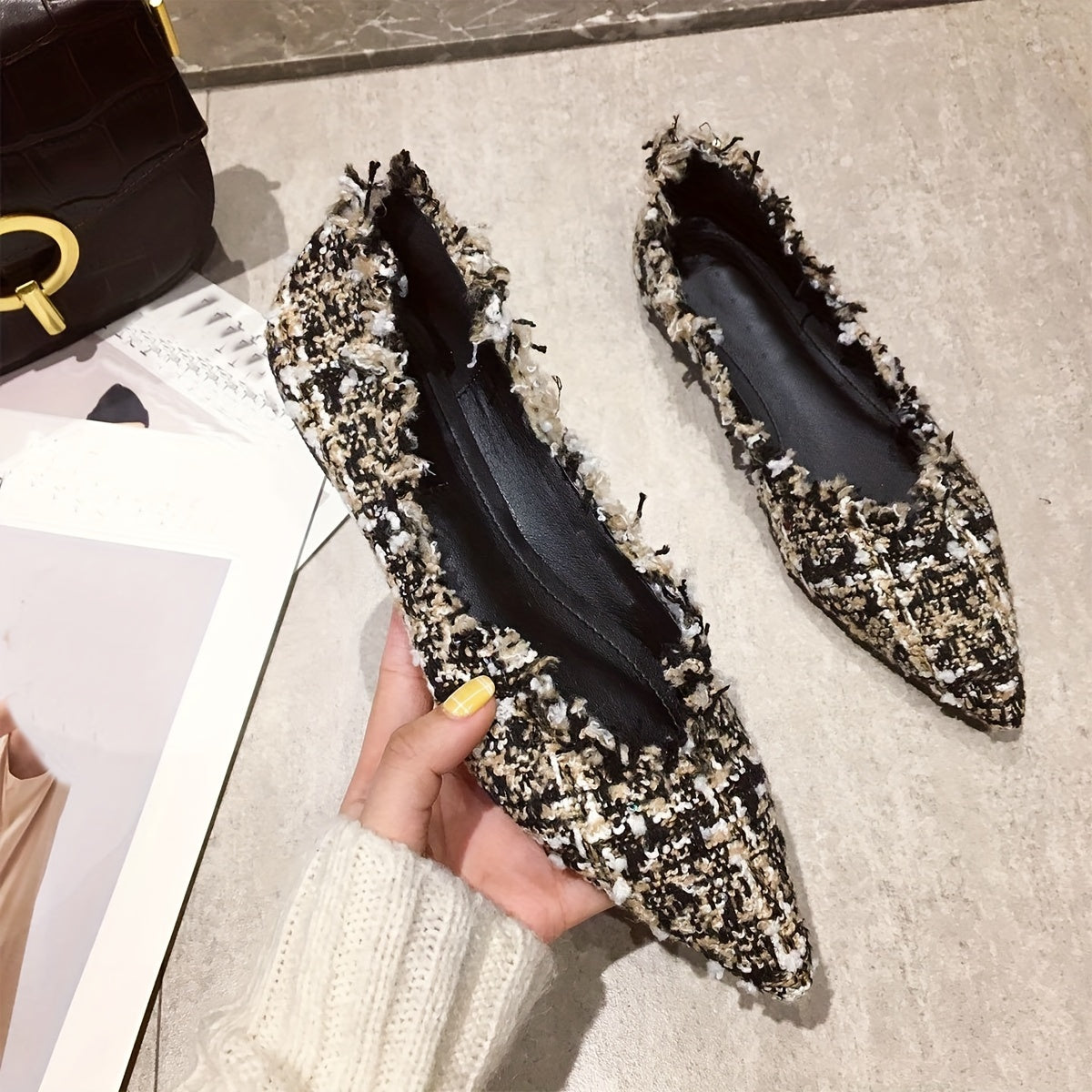 Women's Solid Color Flat Shoes Pointed Toe Slip-On Dress Shoes