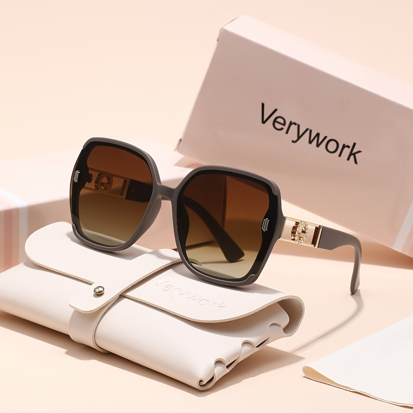 Women's Retro Rectangular Fashion Glasses with Anti-Reflective PC Lenses