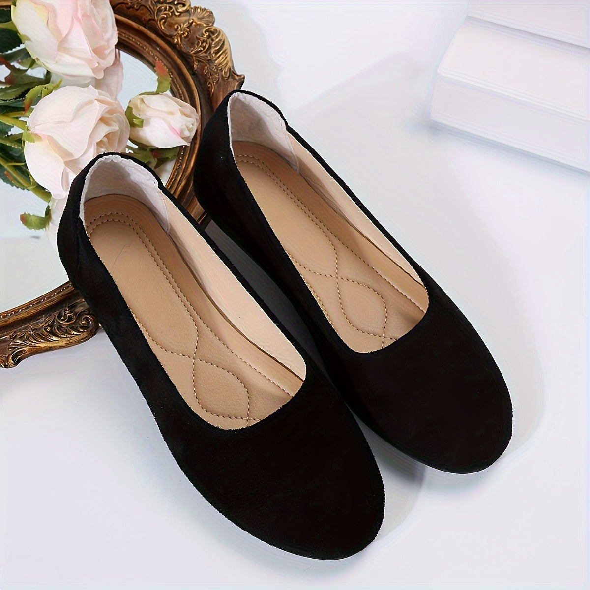 Women's Flat Shoes Soft Fabric Round Toe Casual Comfort Shoes