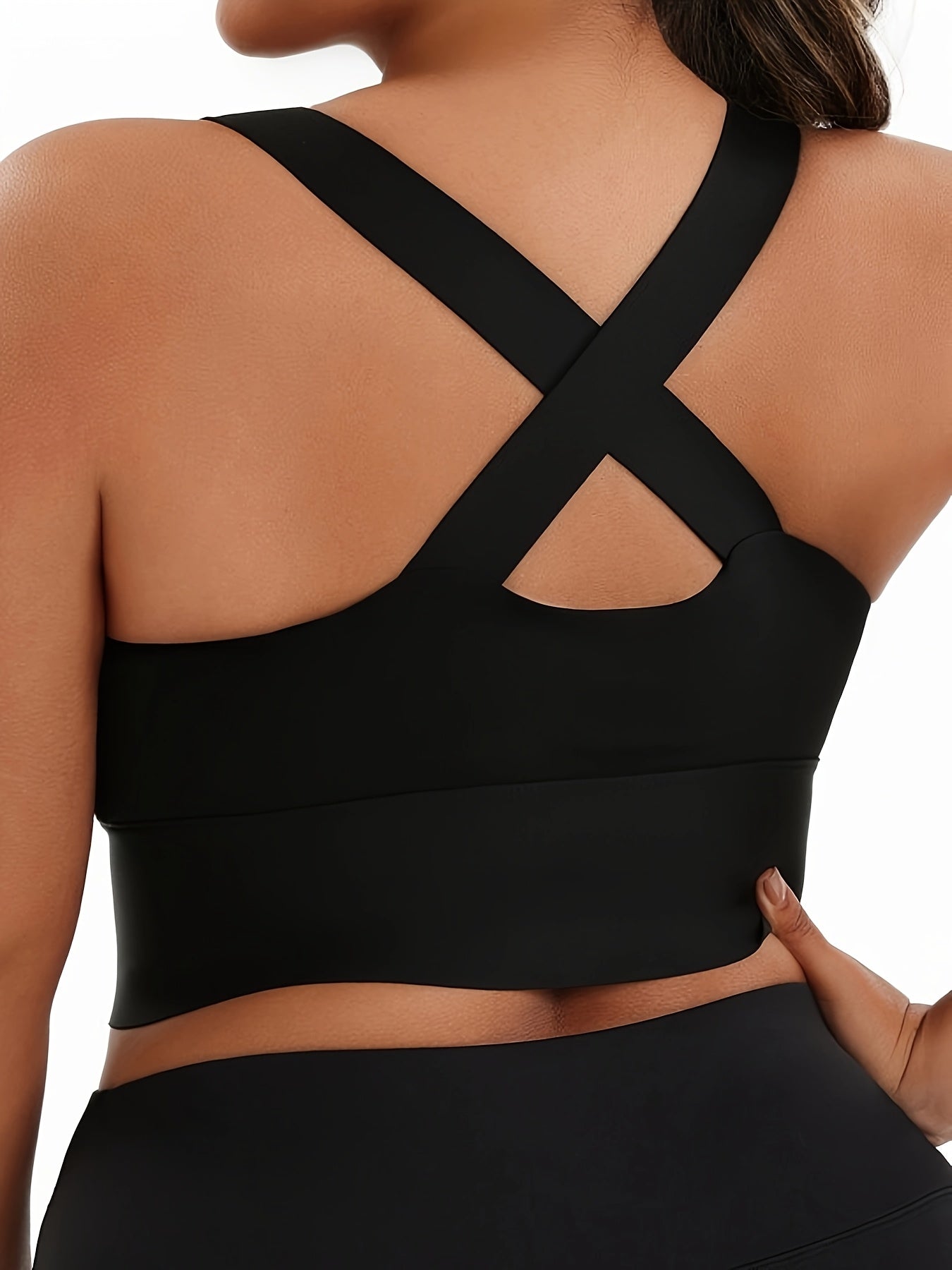 Plus-Size Women’s High-Impact Sports Bra with Zipper and Cross Back Black