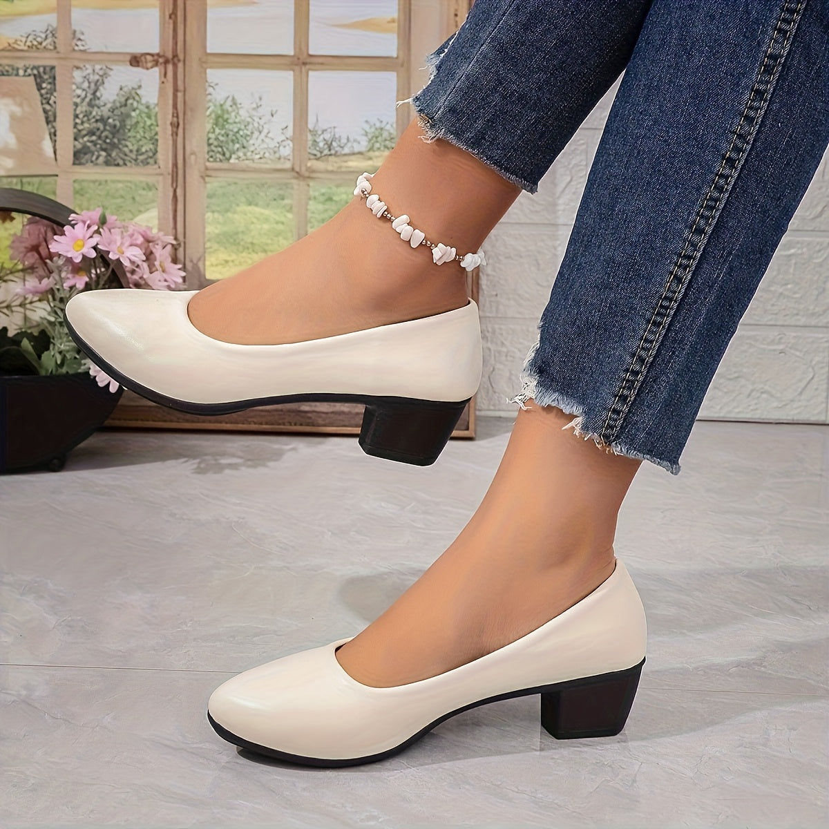 Ayollar uchun sun'iy charm blok poyafzal, bir xil rangli, oddiy barmoqli ish uchun