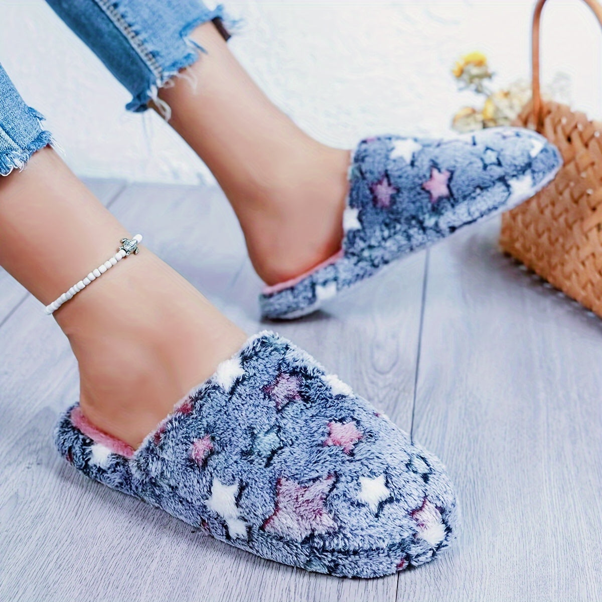 Women Slip-On Cozy Star Pattern Indoor Slippers Warm Non-Slip Sole
