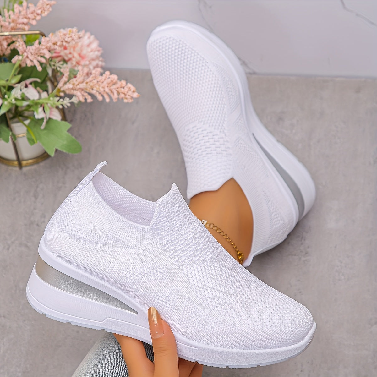 Women's Slip-On Sneakers Comfortable Stylish Casual All-Day Comfort