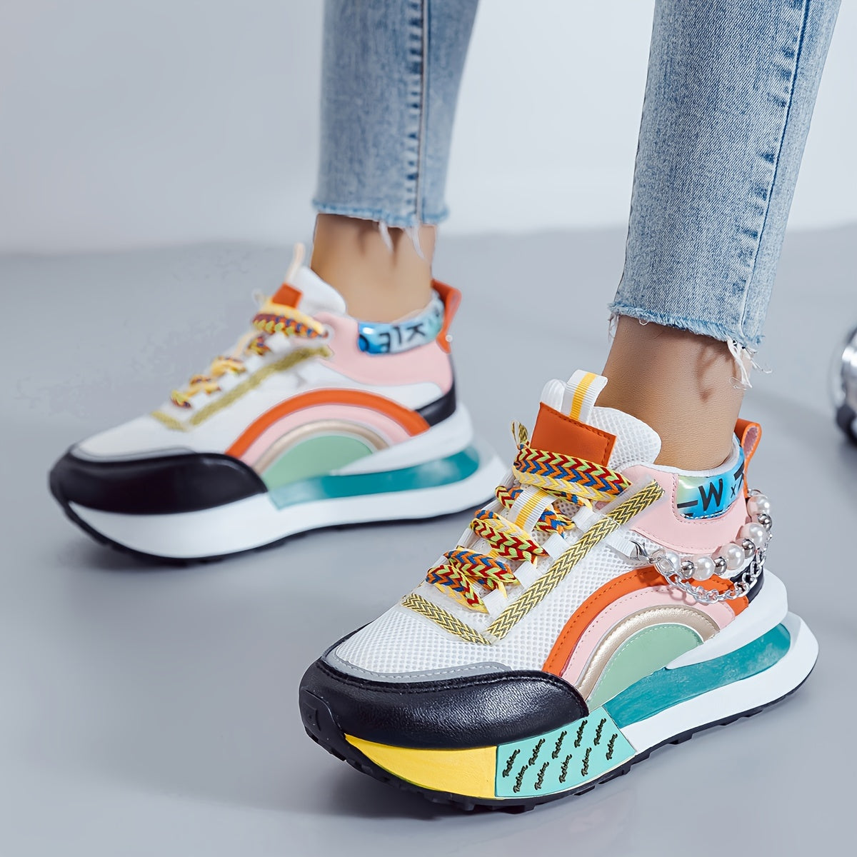 Women's Sneakers with Sparkling Bead Chain Breathable Mesh Lace-Up All-Season Mid Top