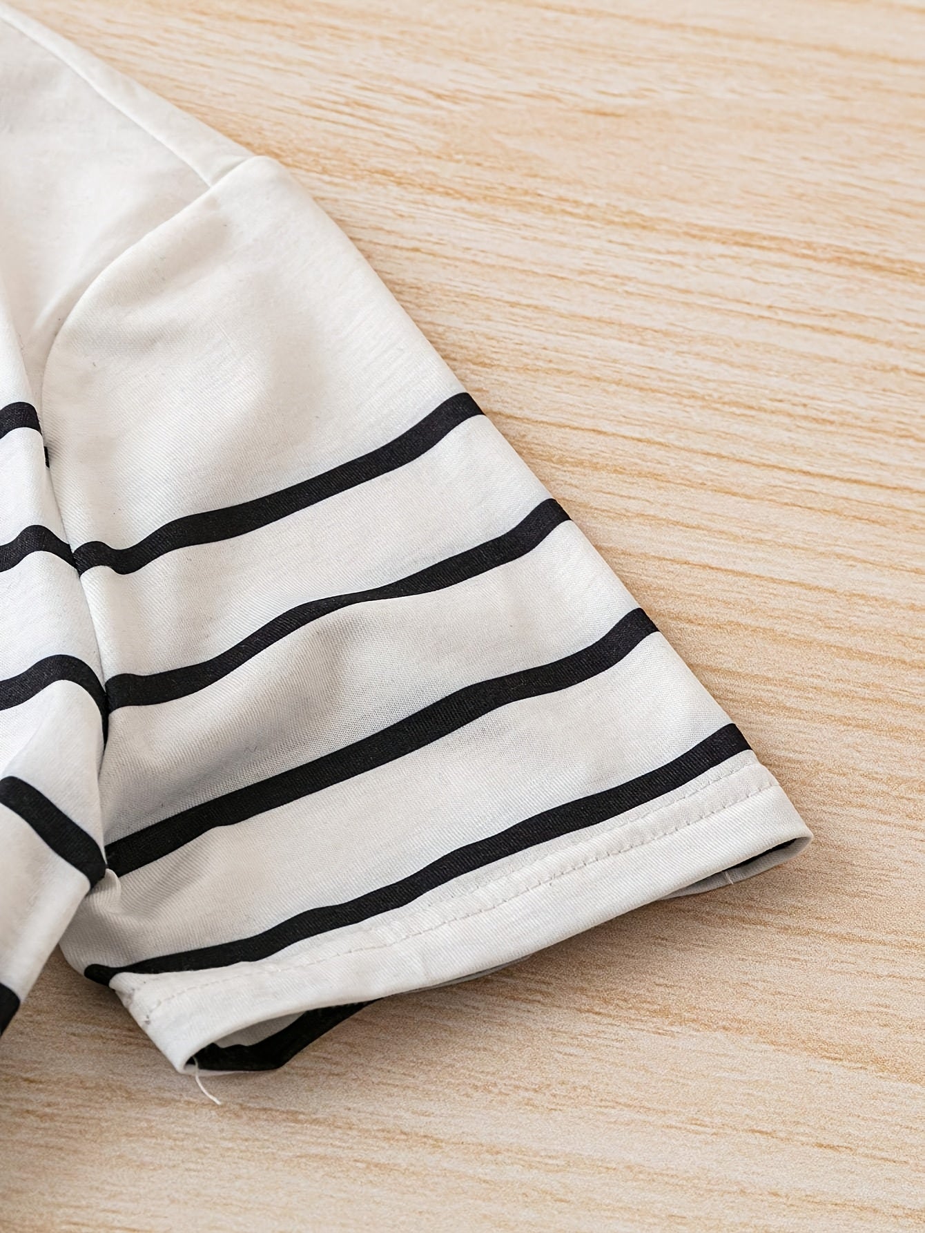 Women's Striped Short-Sleeve Crew Neck T-Shirt Polyester Casual Wear