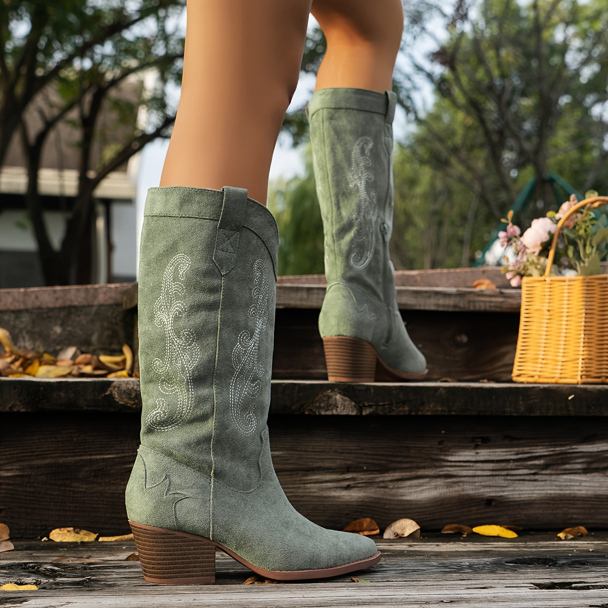 Women's Solid Color Embroidered Boots with Side Zipper Casual Chunky Heel