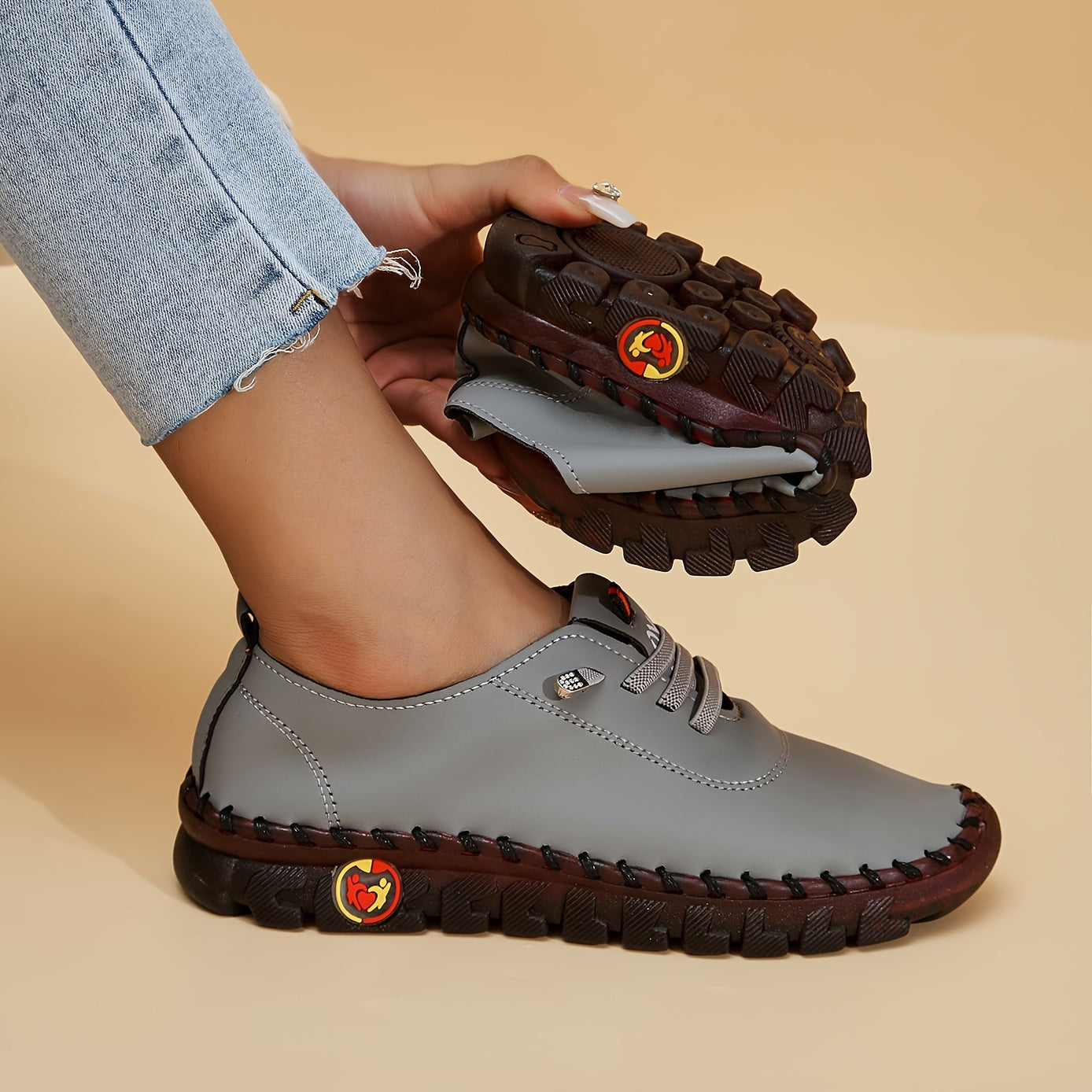 Zapatillas planas de color sólido para mujer, zapatos casuales sin cordones para caminar