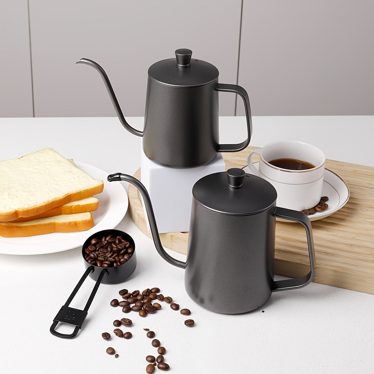 Black Hand-Brew Coffee Pot Stainless Steel with Lid and Slim Spout