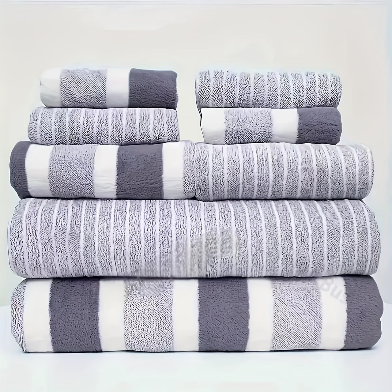 8-Piece Coral Fleece Towel Set Includes 2 Bath Towels 2 Hand Towels and 4 Washcloths