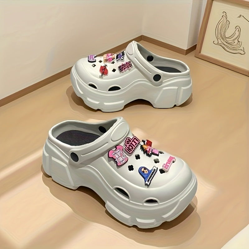 Ladies Summer Hole Shoes with English Illustration and Replaceable Accessories