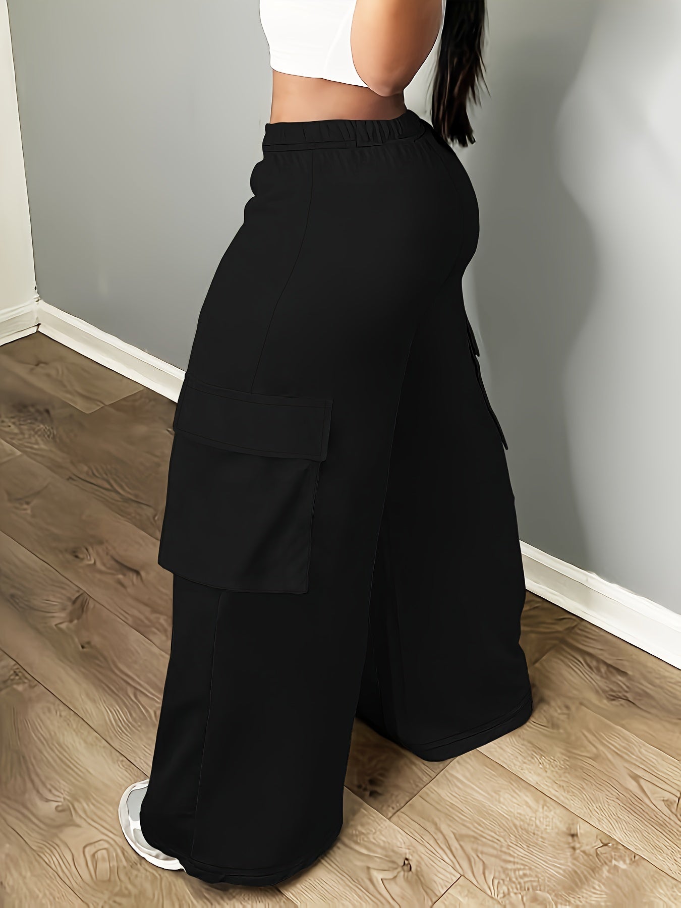 Women's Plus Size Cargo Pants with Side Pockets Stretchy Casual Sportswear