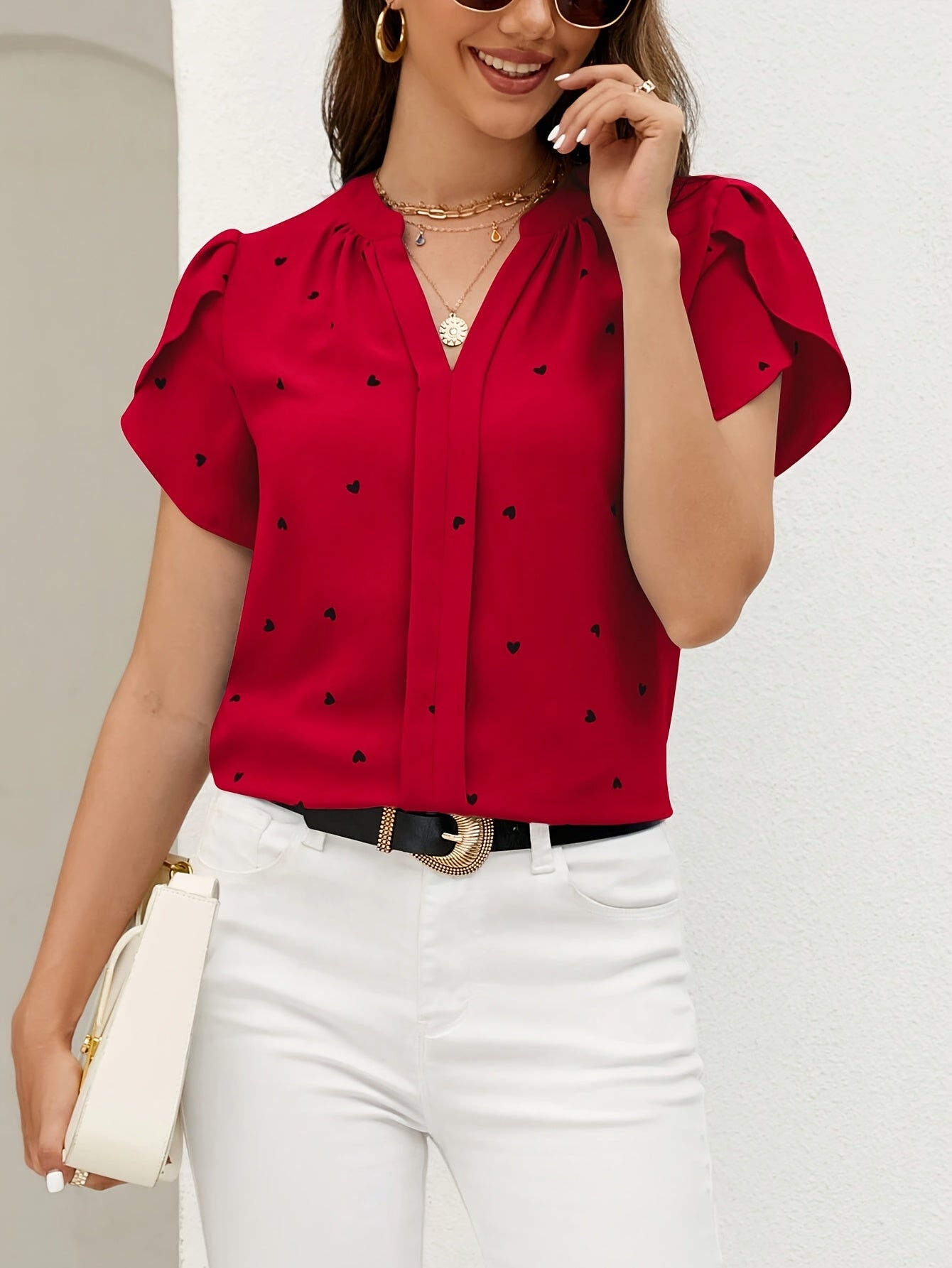 Blusa casual de verano para mujer de talla grande con estampado de corazones en azul claro y escote en V