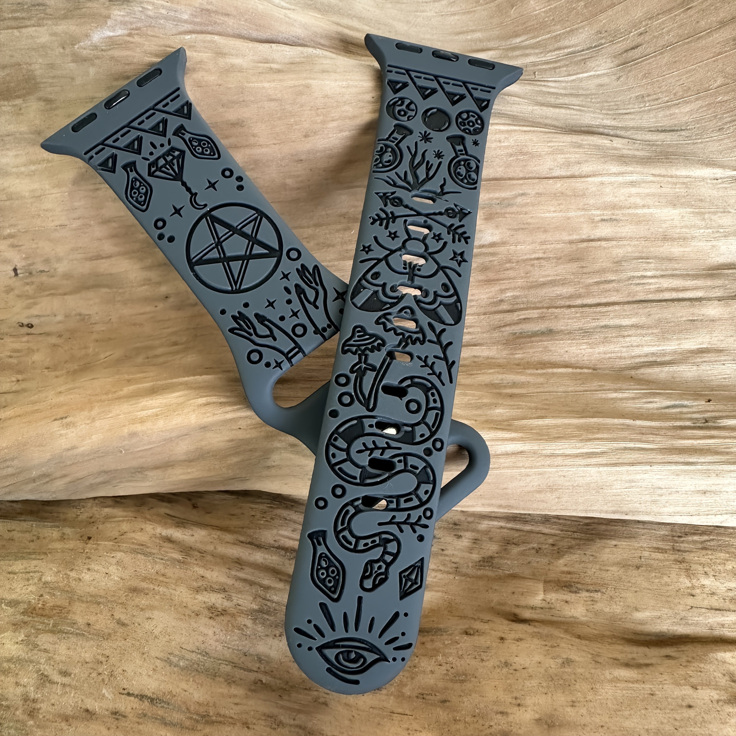 Black Magic Celestial Silicone Watch Band for Apple Watch Series 1-10 Ultra Engraved Stylish Strap for Parties Festivals Sports Outdoor Activities