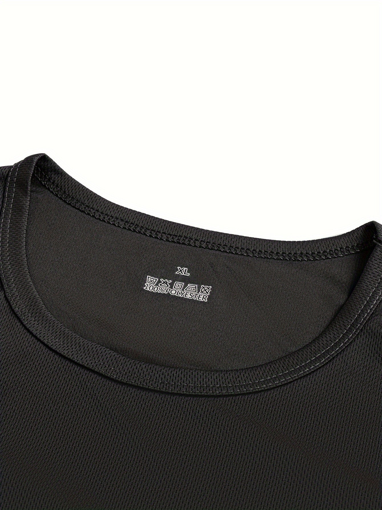 Yozgi faoliyatlar uchun 8 ta erkaklar tez quriydigan T-ko'ylak. Yumshoq, cho'ziluvchan va nafas oladigan, bir xil ranglarda.