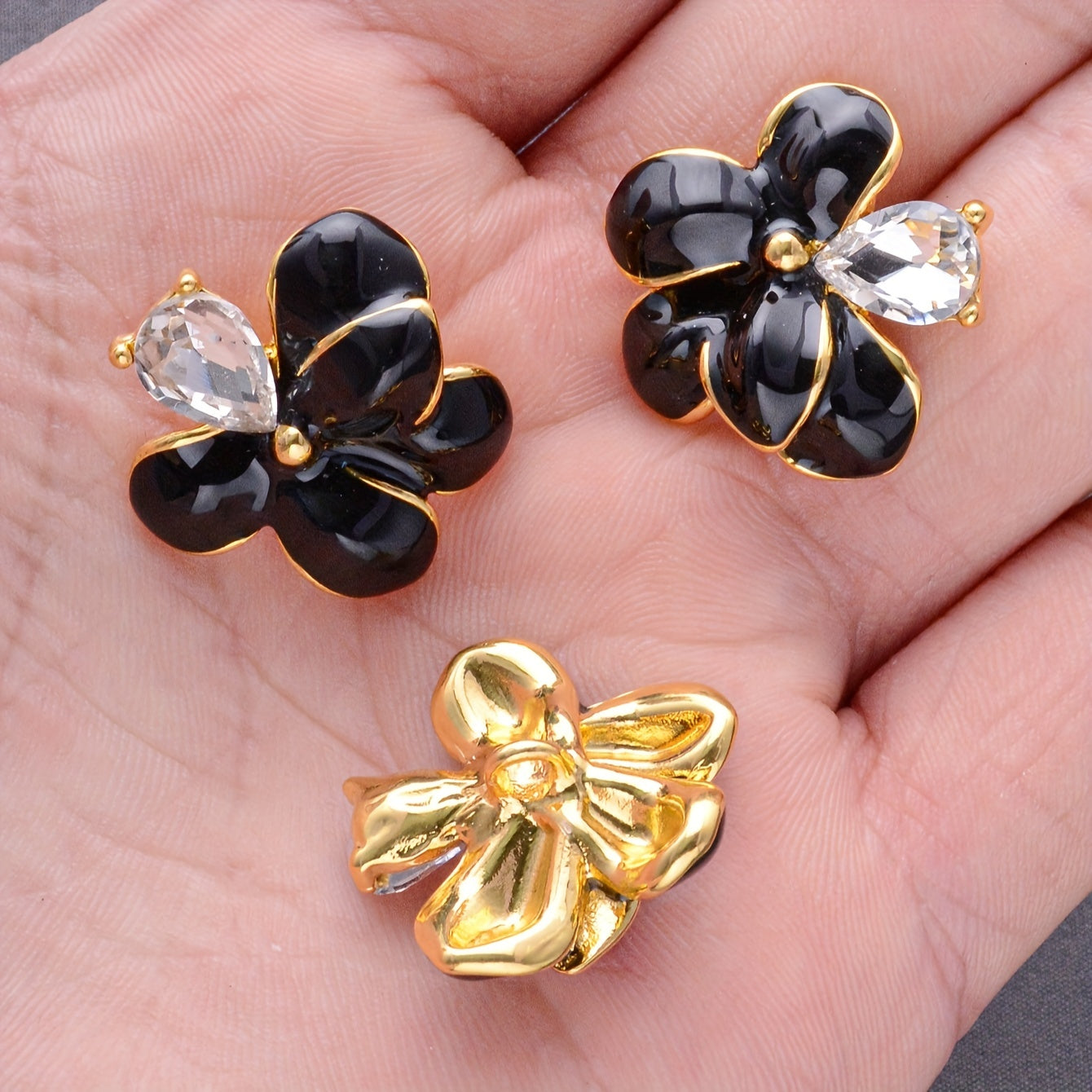 Set of Four Elegant Alloy Flower Brooch Pins for Shirts Sweaters Coats and Accessories