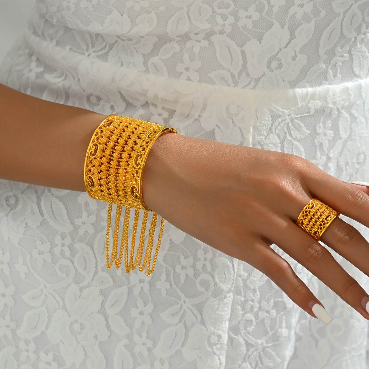 Set of 2 Women's Gold Plated Bracelet Rings Elegant Stylish for Weddings Parties