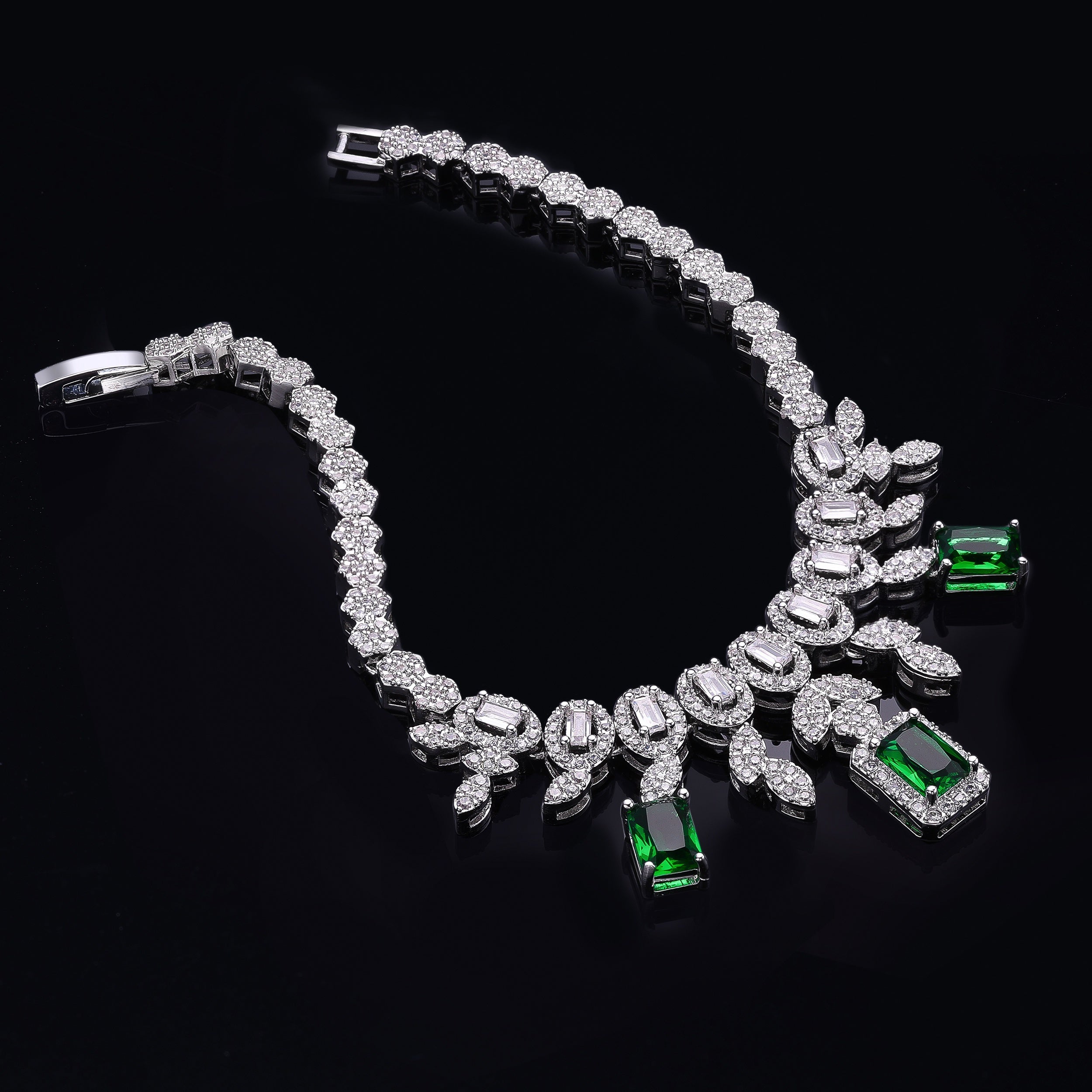 Zarif Ayollar Zargarlik To'plami, 4-qismli Kelinlik To'plami, Sun'iy Kubik Zirkoniya va Misdan iborat, Ramazon, To'y, Ta'til va Yil davomida G'ayrat uchun mukammal