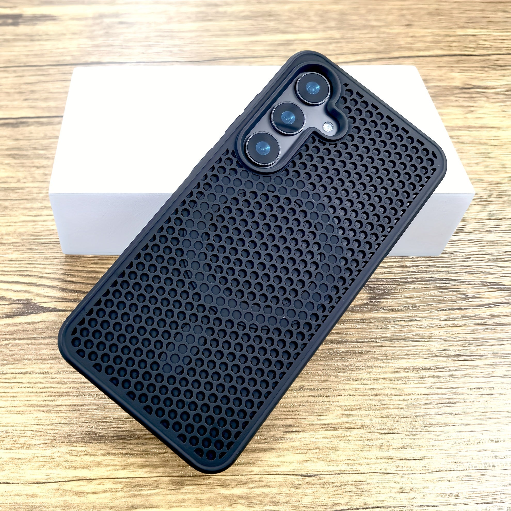 Ventilated PC Phone Case for Samsung Galaxy S24 S23 S22 Ultra Plus Wireless Charging Magnetic Compatibility